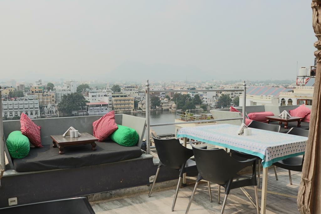 Hotel Pratap Bhawan Udaipur Exterior photo